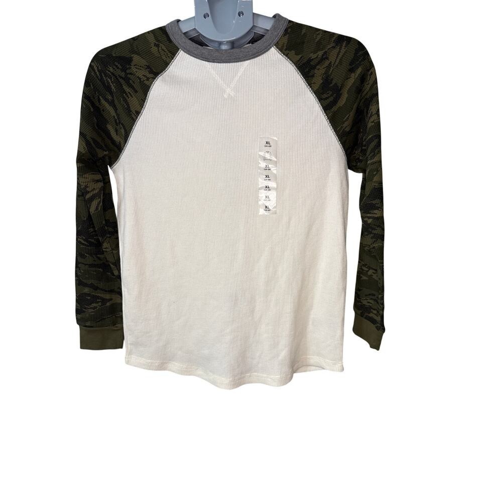 Old Navy Cream and Green Long Sleeve‎ Tee Boys XL